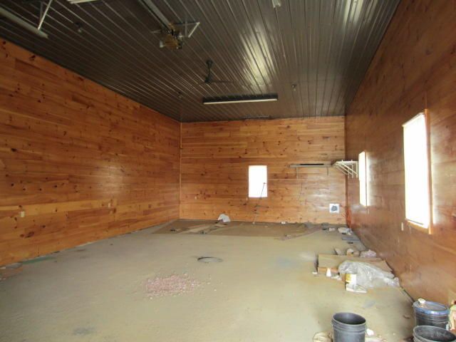 29 Sawmil Lane, Island Falls, ME 04747